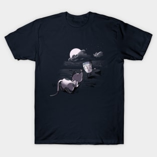 Cat vs glass T-Shirt